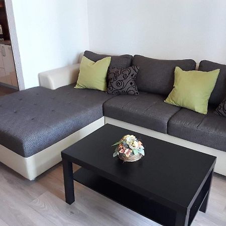 Rab Apartments Zic Kampor المظهر الخارجي الصورة