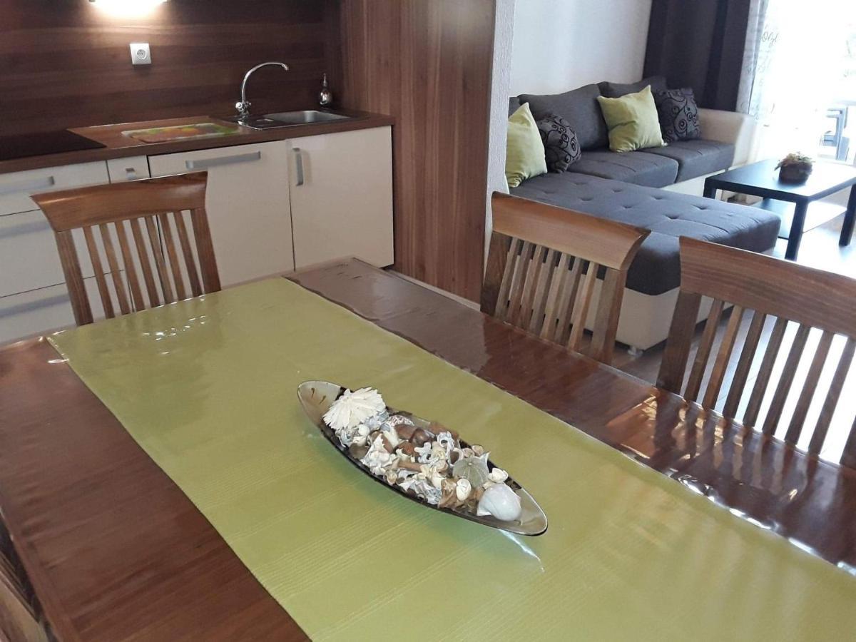 Rab Apartments Zic Kampor المظهر الخارجي الصورة