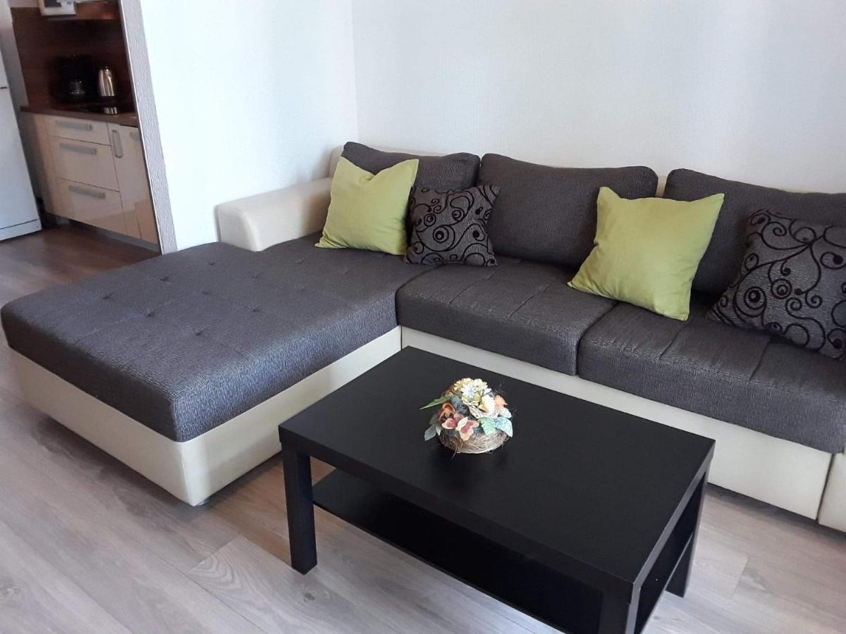 Rab Apartments Zic Kampor المظهر الخارجي الصورة
